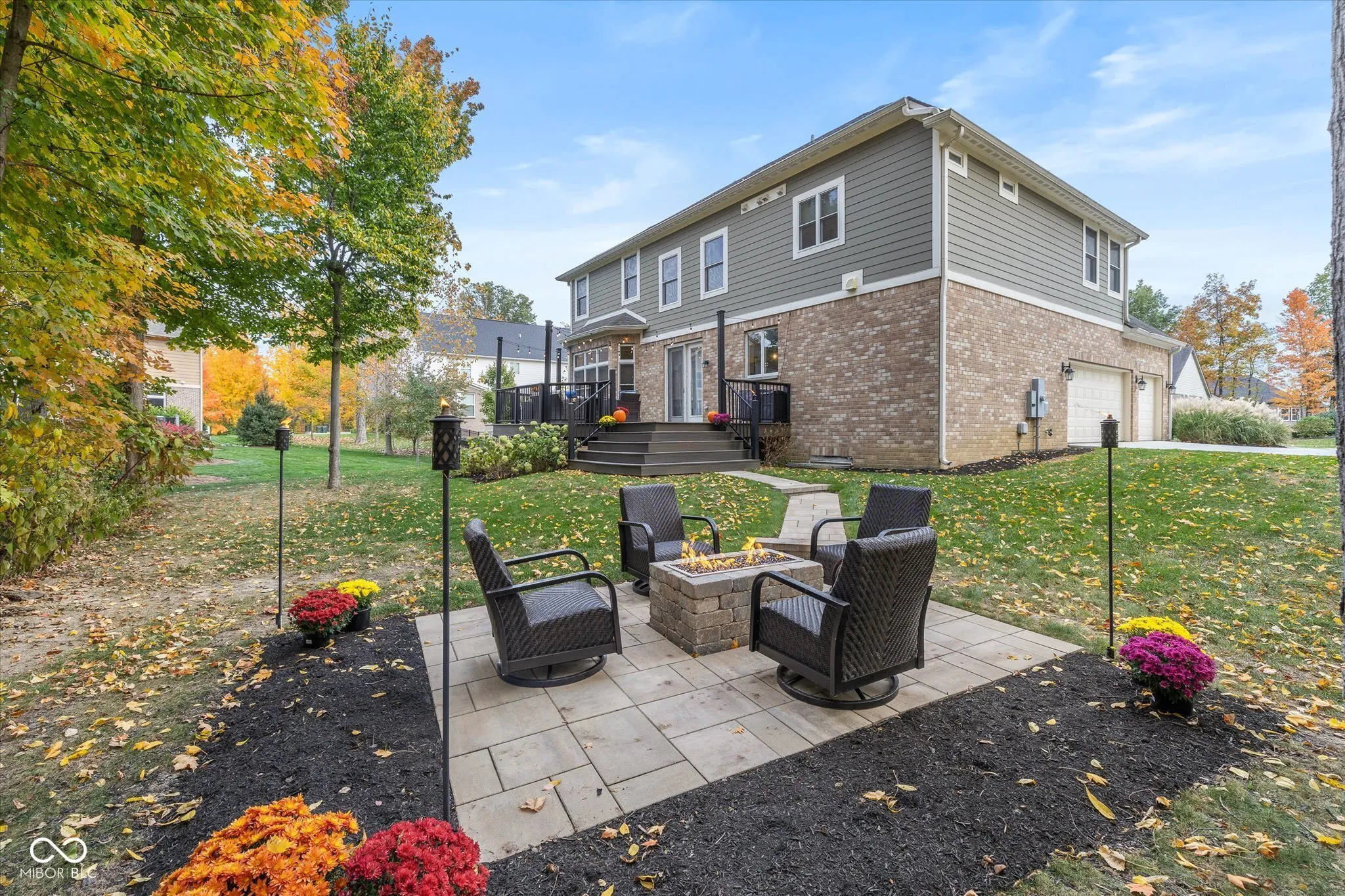 McCordsville, Indiana 46055, United States, 5 Bedrooms Bedrooms, ,4 BathroomsBathrooms,Residential,Pending,170965