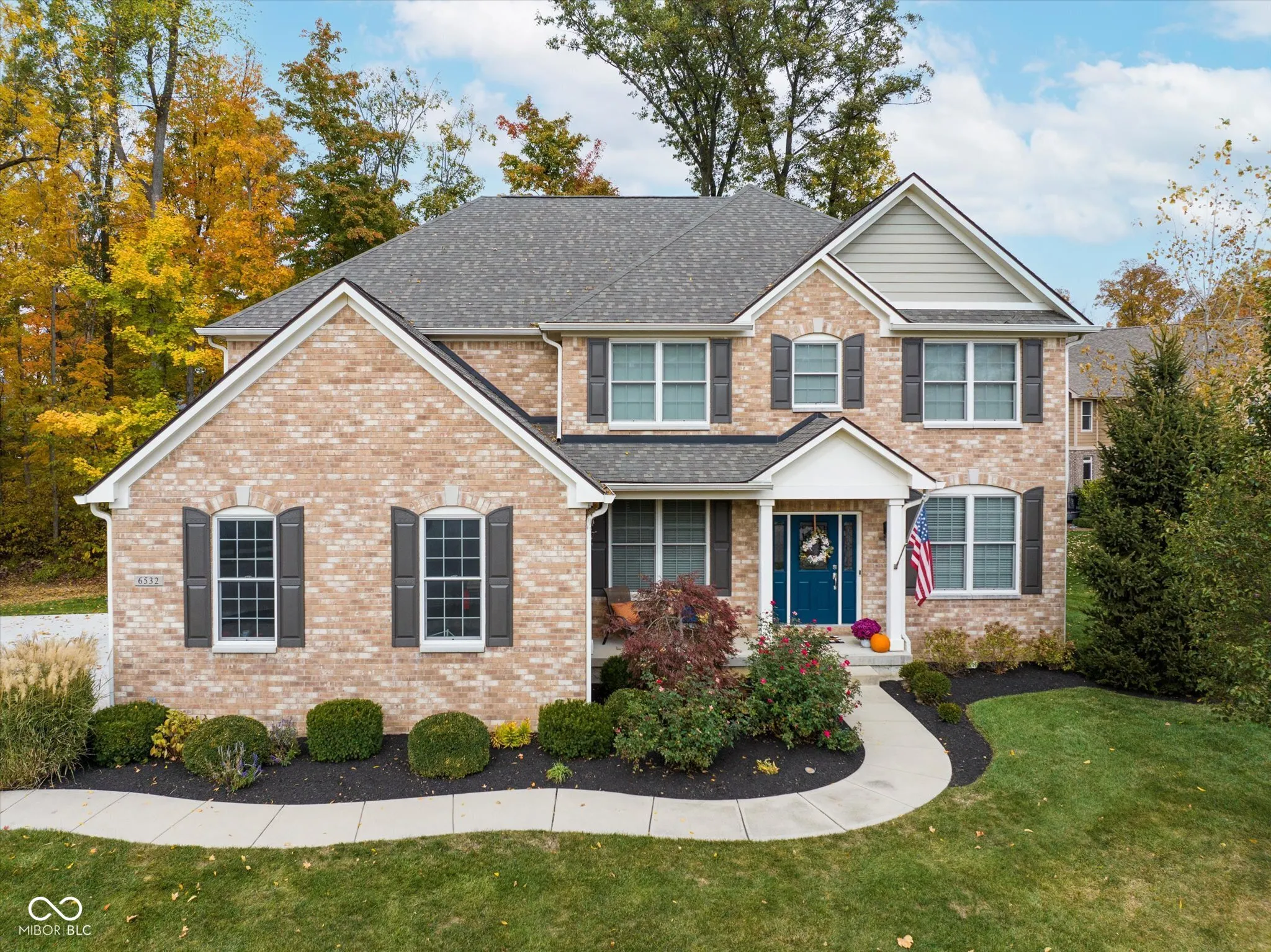 McCordsville, Indiana 46055, United States, 5 Bedrooms Bedrooms, ,4 BathroomsBathrooms,Residential,Pending,170965