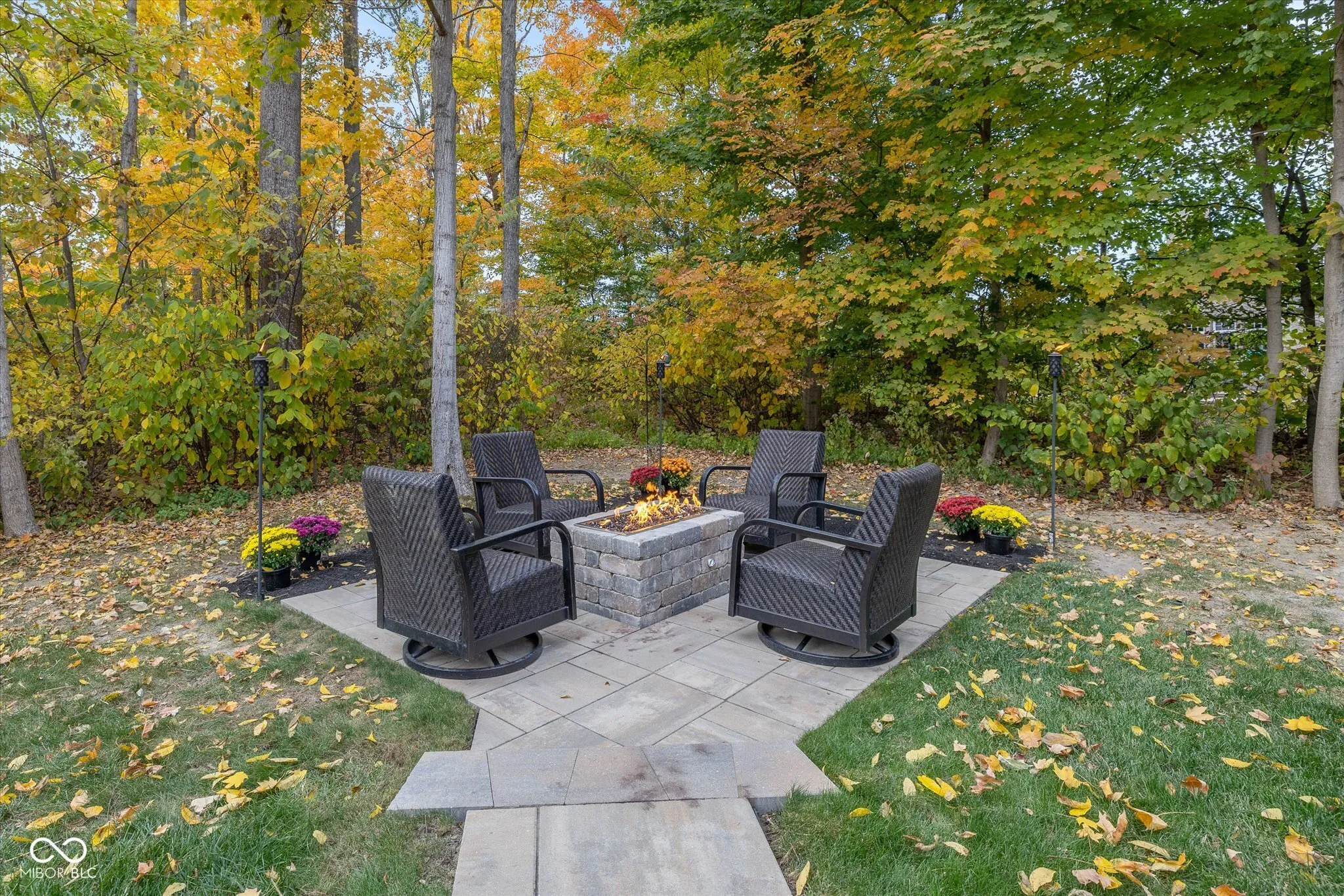 McCordsville, Indiana 46055, United States, 5 Bedrooms Bedrooms, ,4 BathroomsBathrooms,Residential,Pending,170965