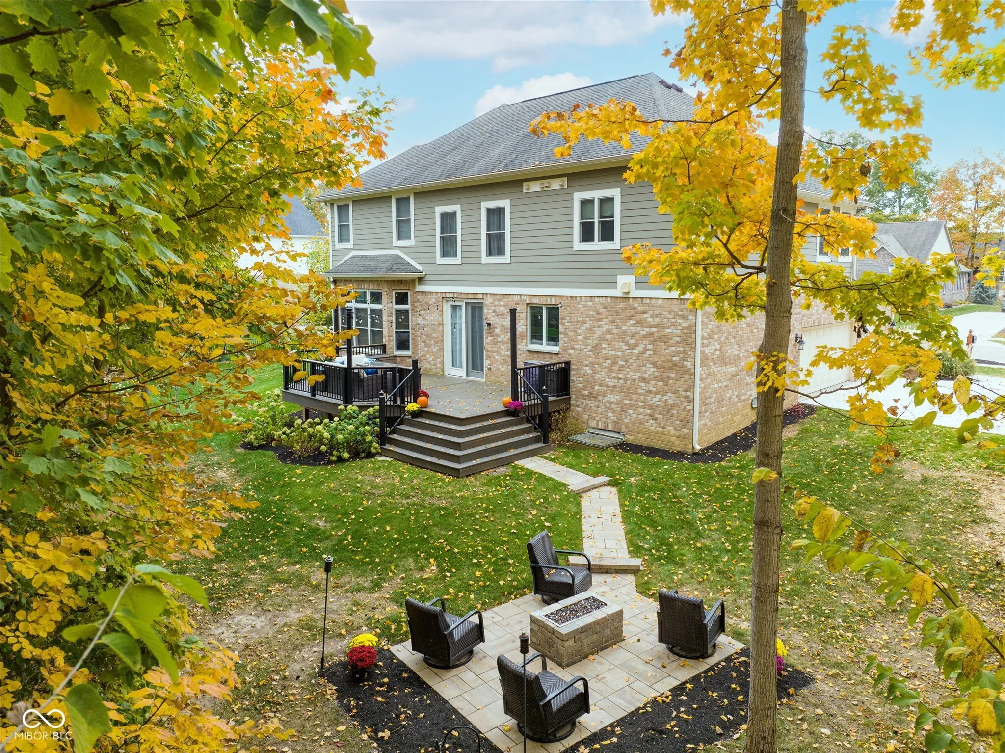 McCordsville, Indiana 46055, United States, 5 Bedrooms Bedrooms, ,4 BathroomsBathrooms,Residential,Pending,170965