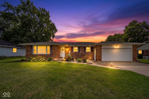 Photo of 1375 E 240 N, Anderson, IN 46012 (MLS # 22126160)