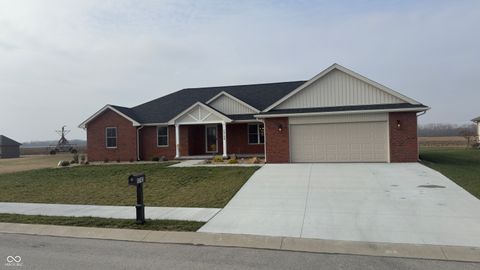 Photo of 1740 Bell Ford Drive W, Seymour, IN 47274 (MLS # 22076067)