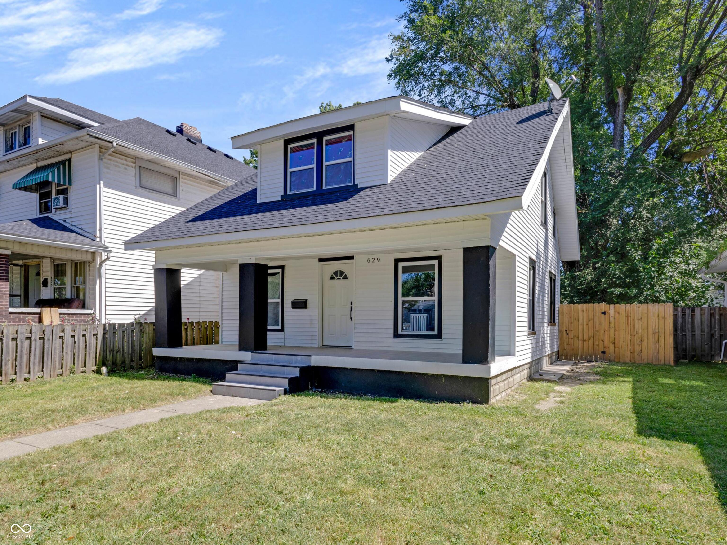 629 N Grant Avenue