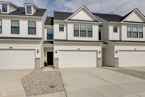 10942 Haflinger Drive Zionsville IN 46077