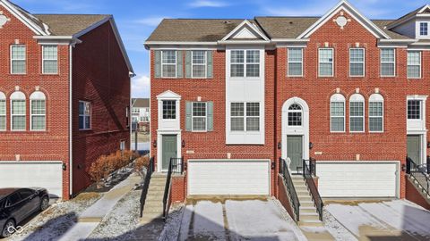 Photo of 806 Ivy Lane, Carmel, IN 46032 (MLS # 22080674)