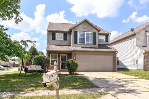Photo of 2310 Rostock Court, Indianapolis, IN 46229 (MLS # 22125605)