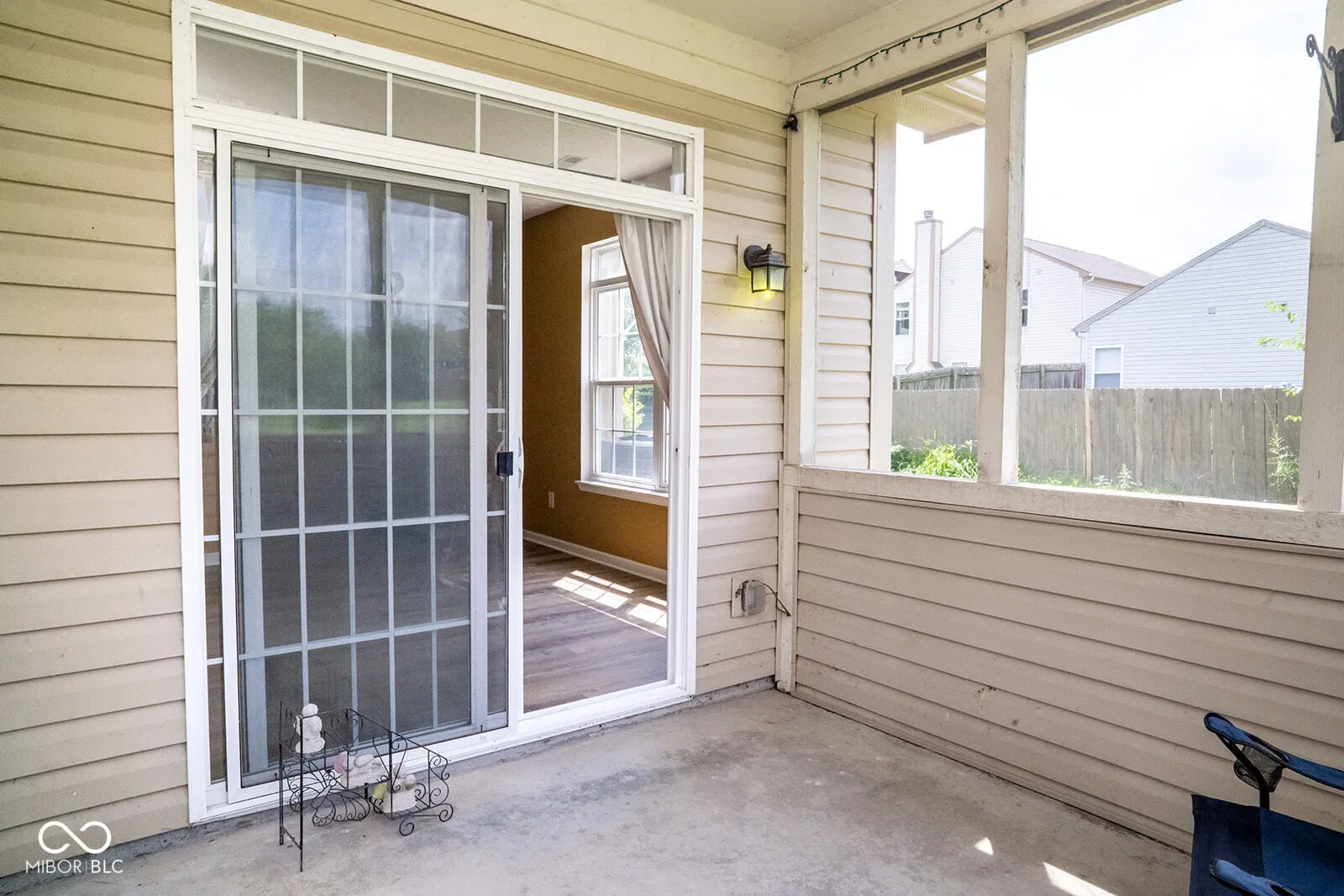 Indianapolis, Indiana 46217, United States, 2 Bedrooms Bedrooms, ,2 BathroomsBathrooms,Residential,Active,175615