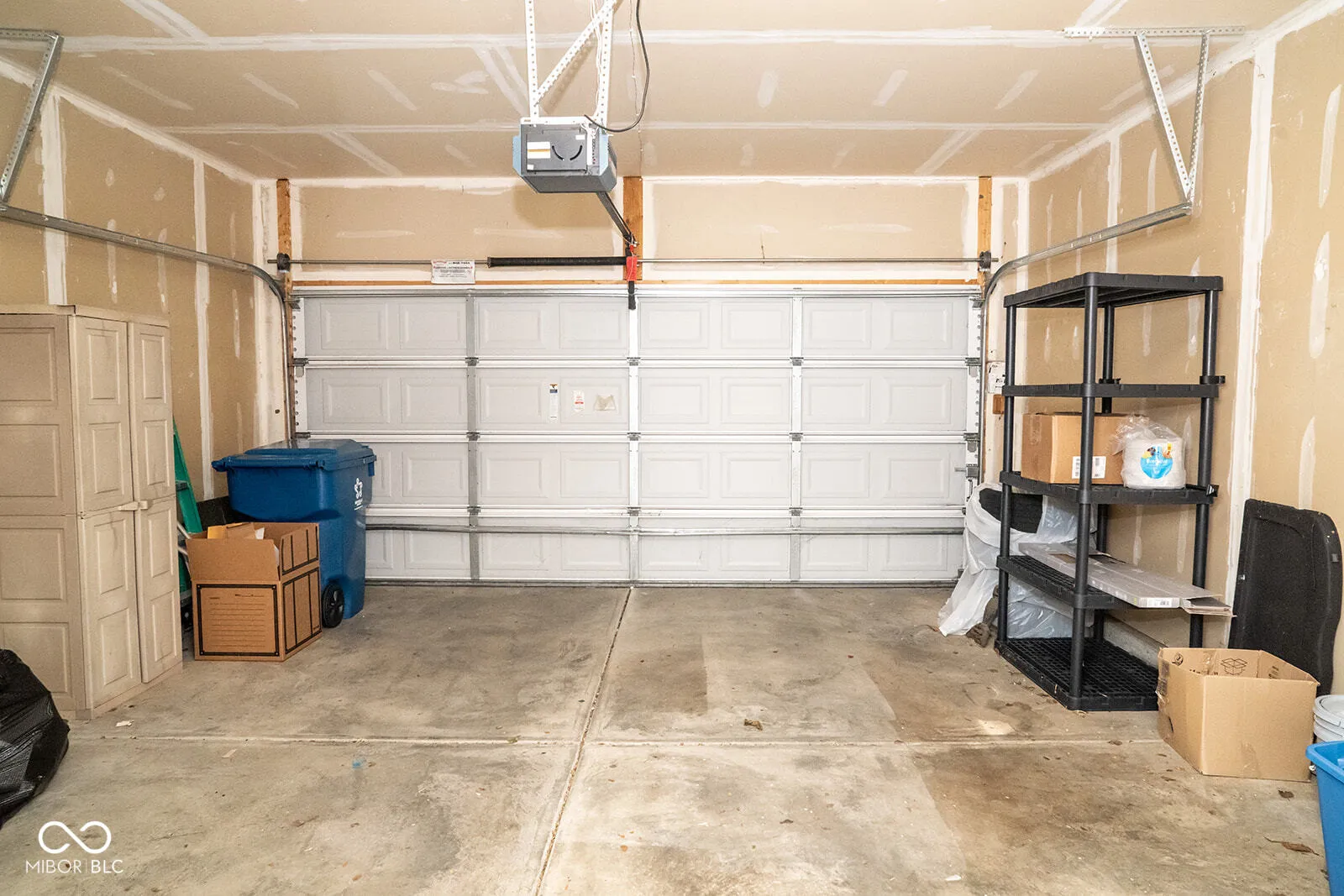 Indianapolis, Indiana 46217, United States, 2 Bedrooms Bedrooms, ,2 BathroomsBathrooms,Residential,Active,175615