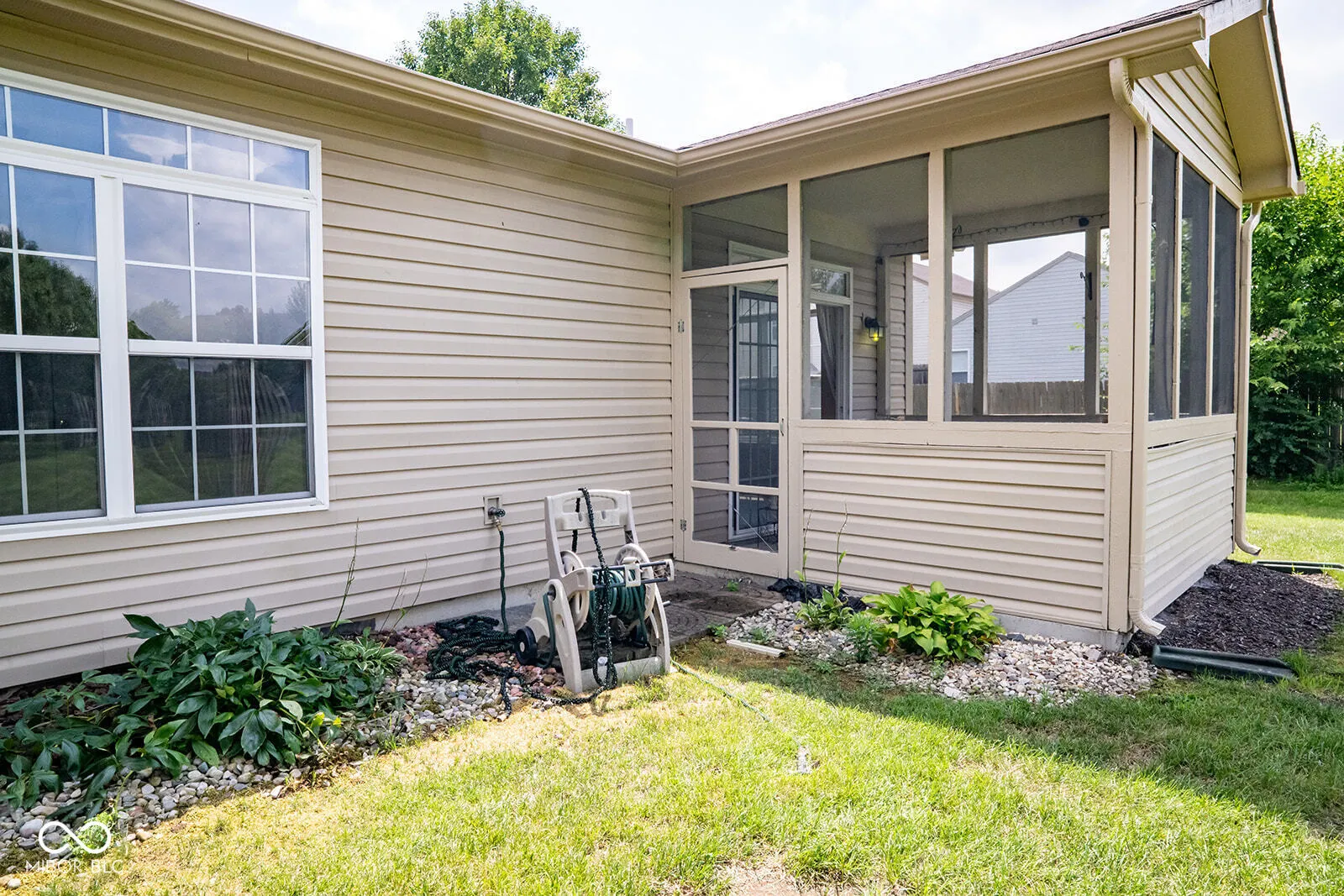 Indianapolis, Indiana 46217, United States, 2 Bedrooms Bedrooms, ,2 BathroomsBathrooms,Residential,Active,175615