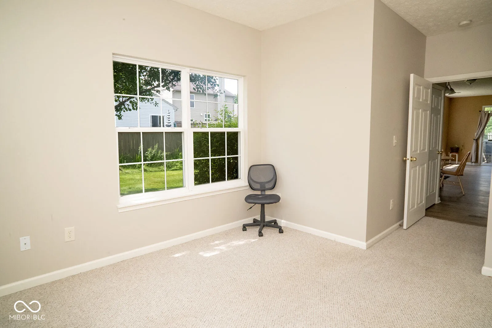 Indianapolis, Indiana 46217, United States, 2 Bedrooms Bedrooms, ,2 BathroomsBathrooms,Residential,Active,175615