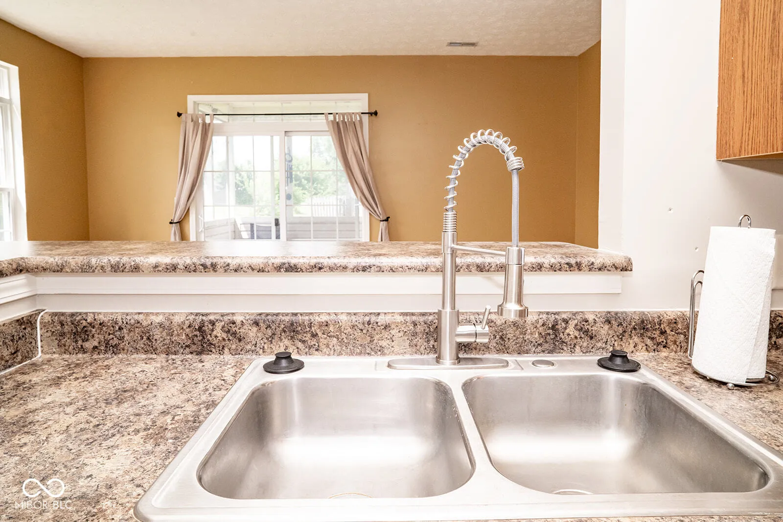 Indianapolis, Indiana 46217, United States, 2 Bedrooms Bedrooms, ,2 BathroomsBathrooms,Residential,Active,175615