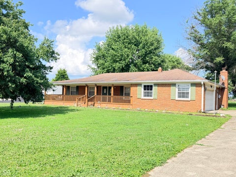 Photo of 323 N Windswept RD, Greenfield, IN 46140 (MLS # 22112240)
