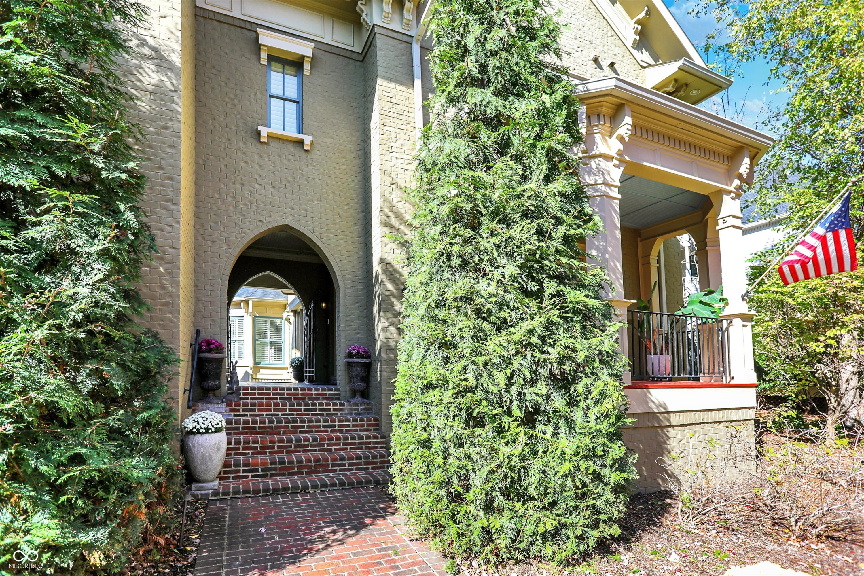 12460 Horsham Street