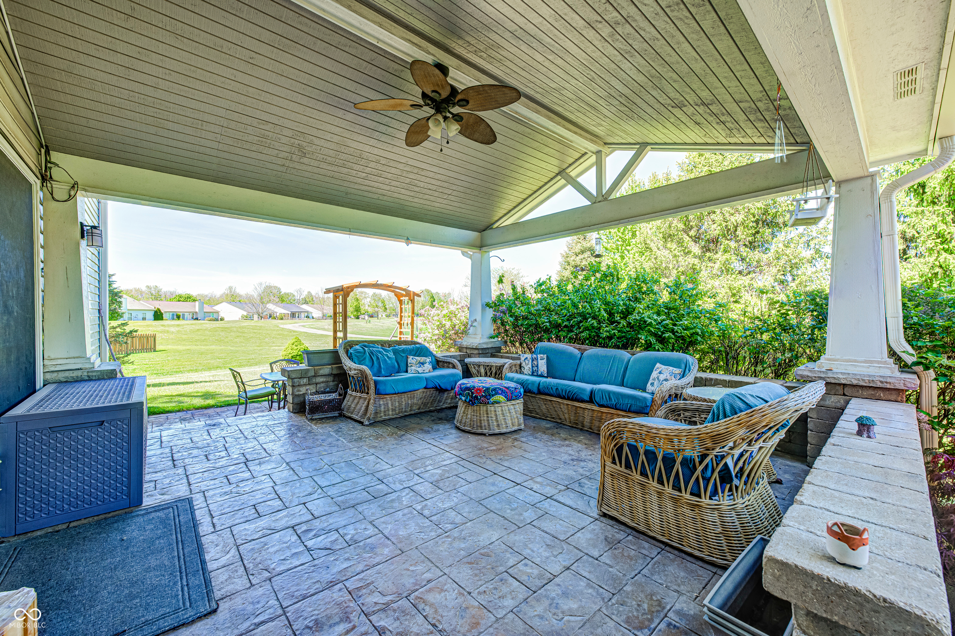 18715 Crestline Court