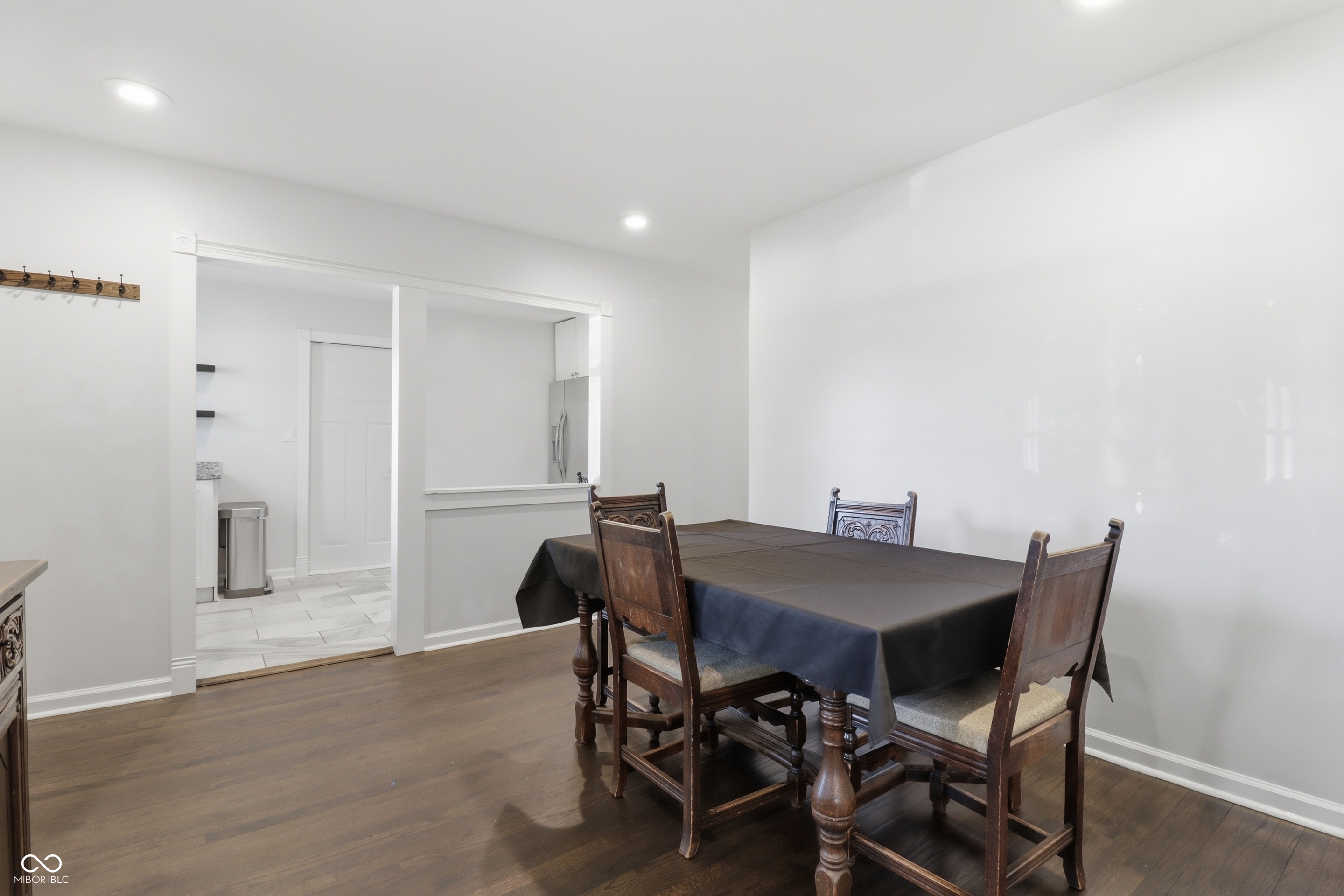 5116 N Raceway Road