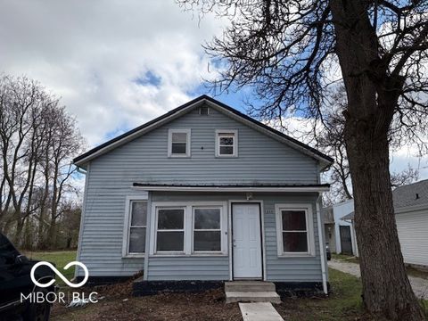 Photo of 1311 E Hines Street, Muncie, IN 47303 (MLS # 22091979)