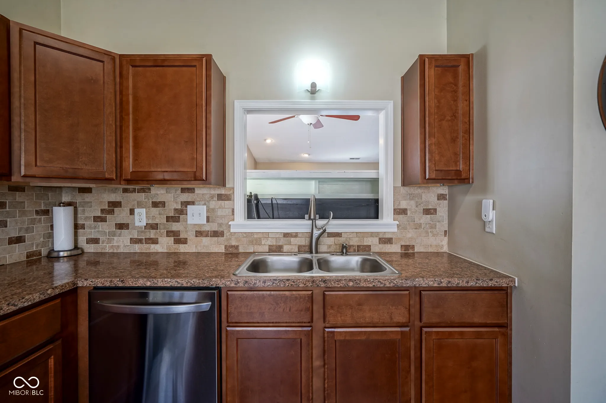 Fishers, Indiana 46038, United States, 4 Bedrooms Bedrooms, ,2 BathroomsBathrooms,Residential,Pending,108203