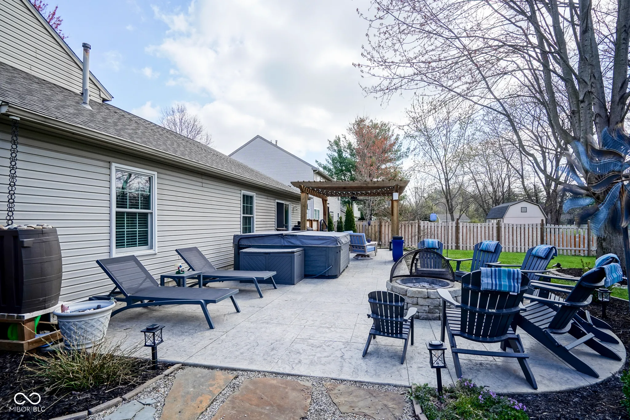 Fishers, Indiana 46038, United States, 4 Bedrooms Bedrooms, ,2 BathroomsBathrooms,Residential,Pending,108203