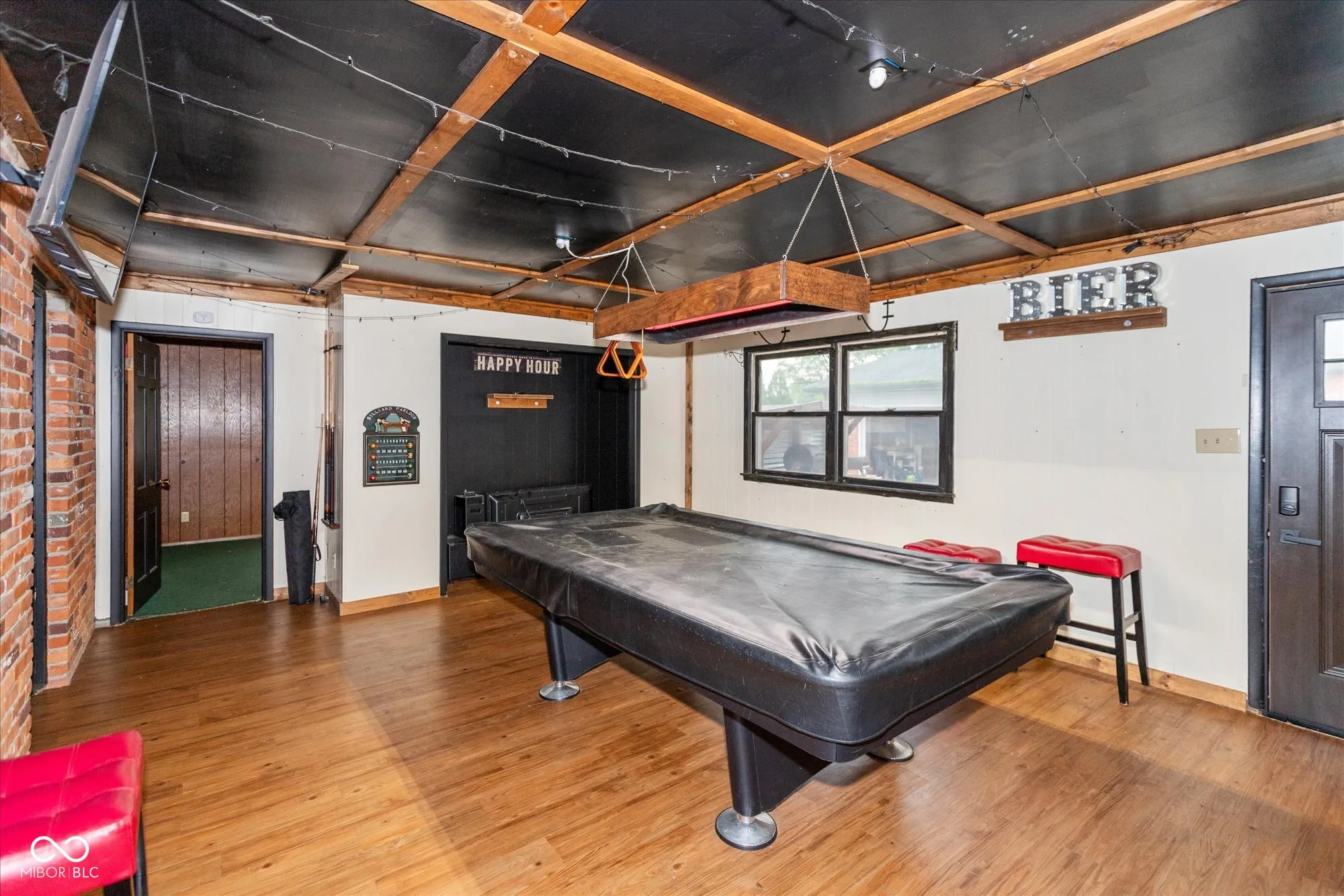 Indianapolis, Indiana 46227, United States, 4 Bedrooms Bedrooms, ,2 BathroomsBathrooms,Residential,Pending,141419