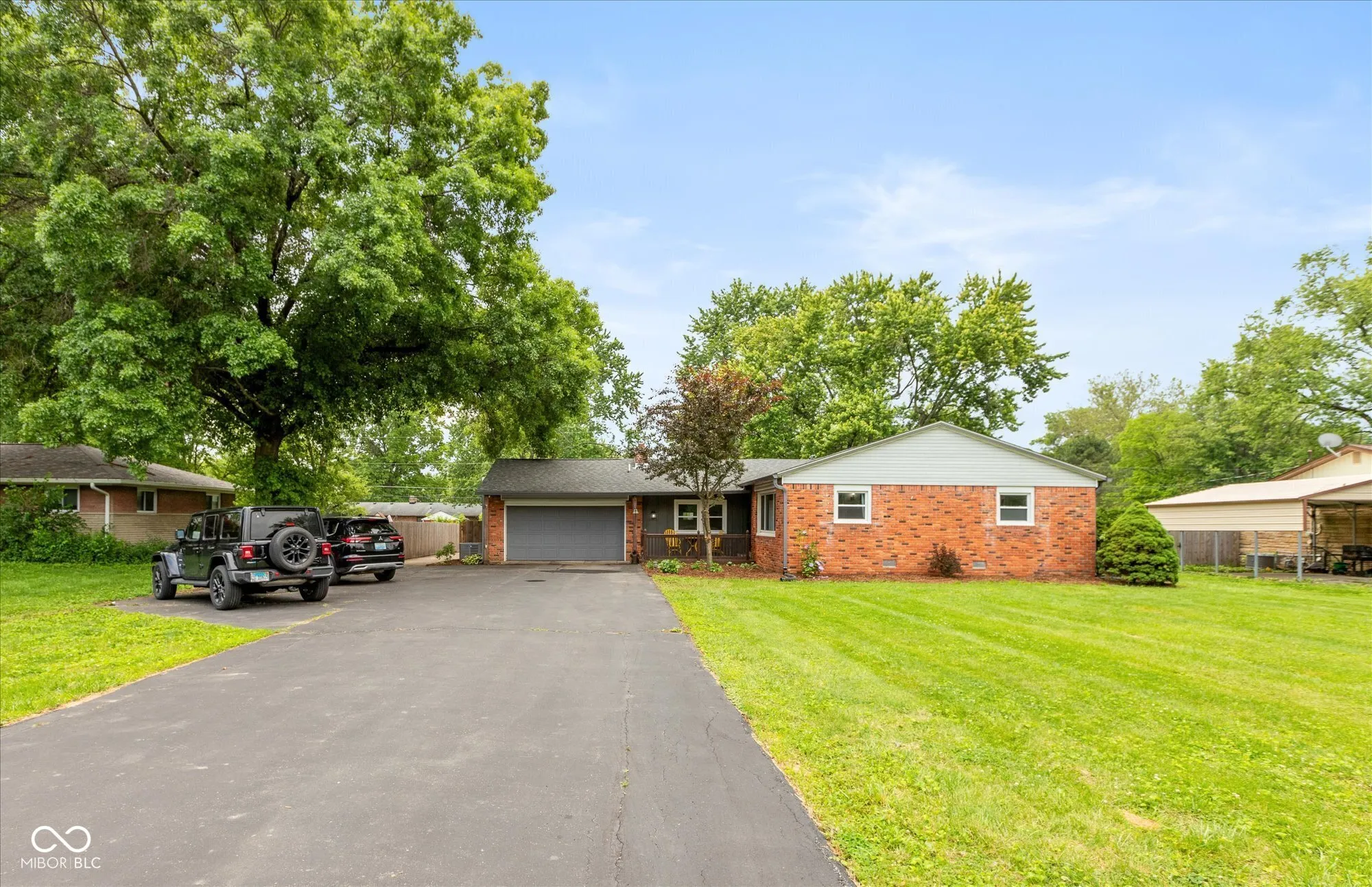 Indianapolis, Indiana 46227, United States, 4 Bedrooms Bedrooms, ,2 BathroomsBathrooms,Residential,Pending,141419