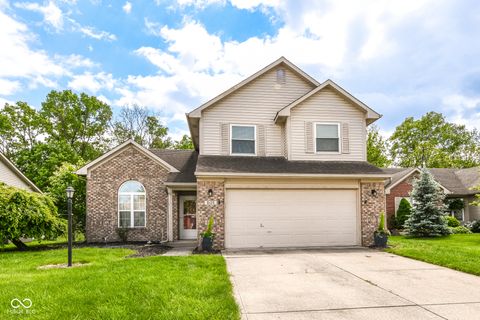Photo of 6125 Woodmill Drive, Fishers, IN 46038 (MLS # 22101987)
