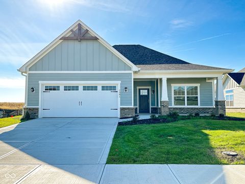 Photo of 1684 Linden Lane, Greenfield, IN 46140 (MLS # 22014449)