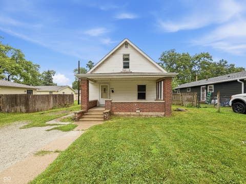Photo of 7516 E 46th Street, Indianapolis, IN 46226 (MLS # 22109386)