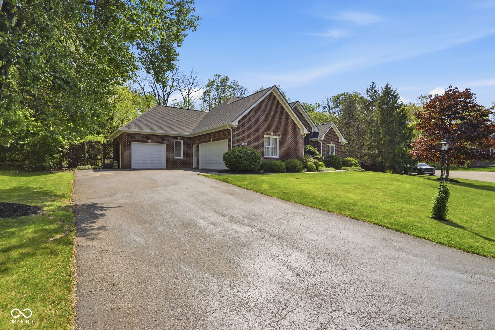 8839 Summer Estate Drive