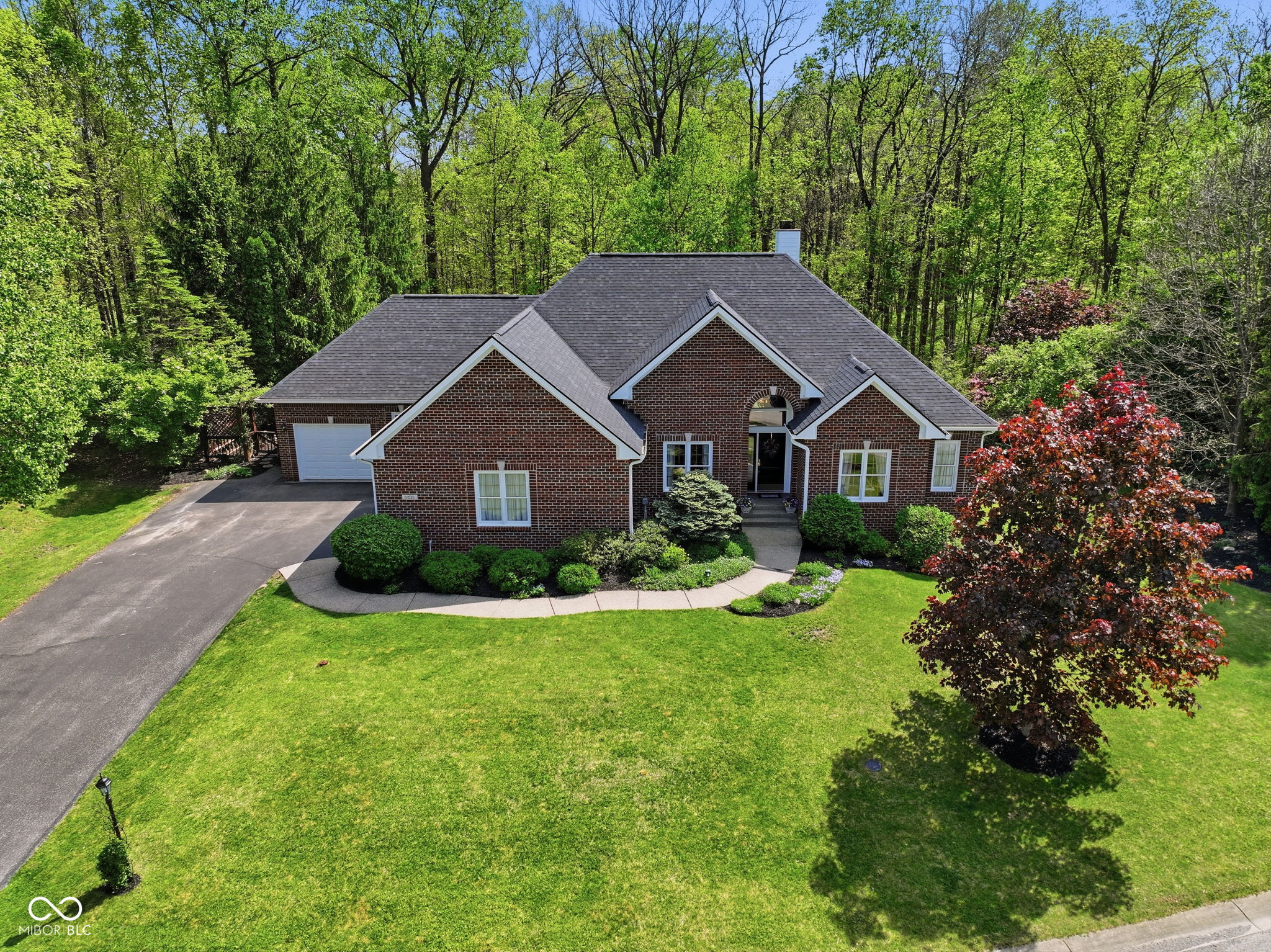 8839 Summer Estate Drive