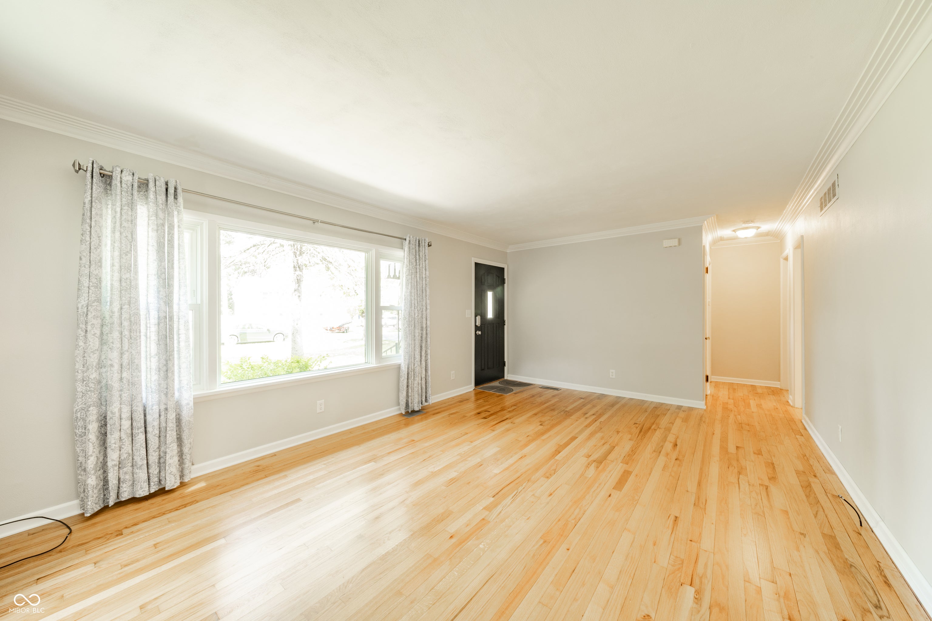 134 W Central Way