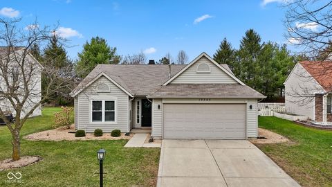Photo of 19345 Amber Way, Noblesville, IN 46060 (MLS # 22090620)