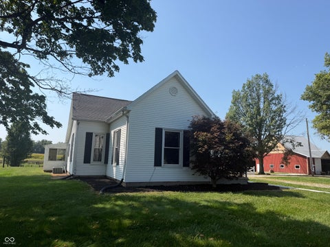 Photo for 2362 S County Road 725 E