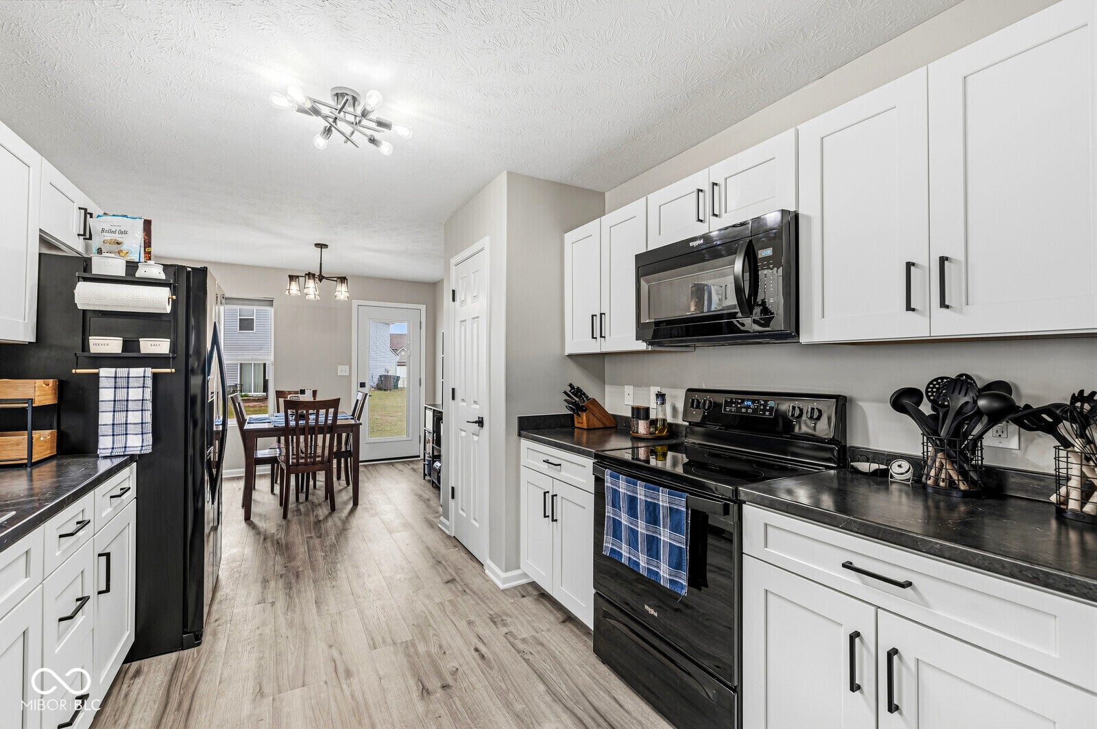 765 Sunvista Drive