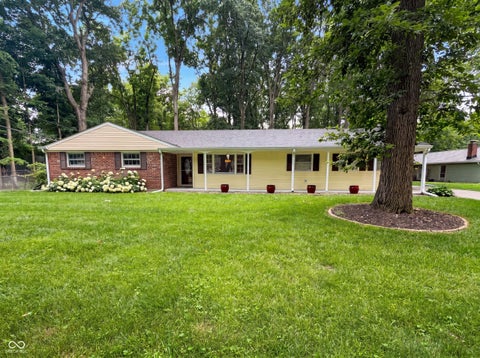 Photo of 1537 W 74th Place, Indianapolis, IN 46260 (MLS # 22109342)