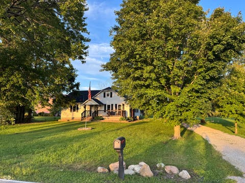 Photo of 1509 S German Church RD, Indianapolis, IN 46239 (MLS # 22113603)