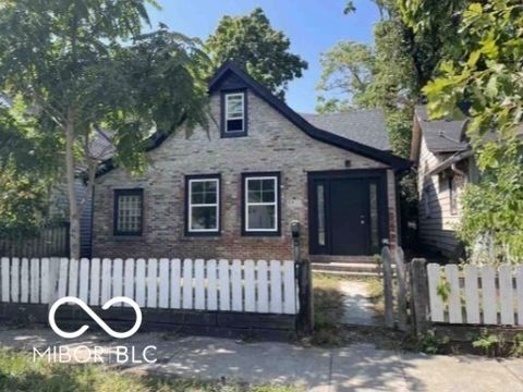 Photo of 574 N Pershing Avenue, Indianapolis, IN 46222 (MLS # 22083754)