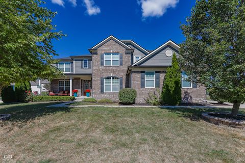 Photo of 2540 Wineland Creek Drive, Carmel, IN 46074 (MLS # 22067279)