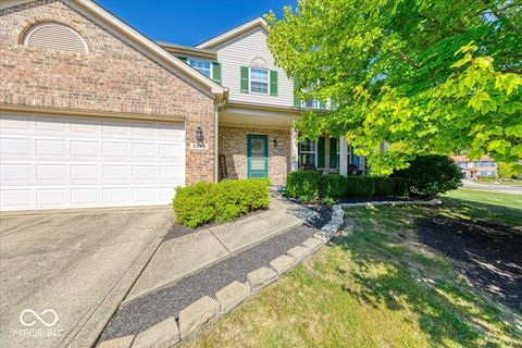 Photo of 3340 Redbud Court, Westfield, IN 46074 (MLS # 22067700)