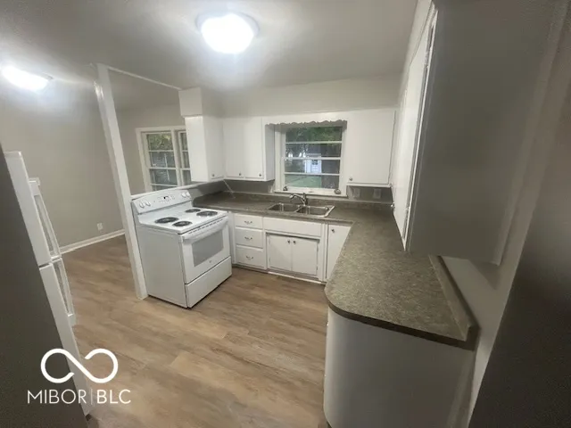 Anderson, Indiana 46012, United States, 2 Bedrooms Bedrooms, ,1 BathroomBathrooms,Residential,Active,217588