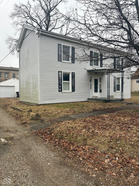 260 W Poplar Street Newport IN 47966
