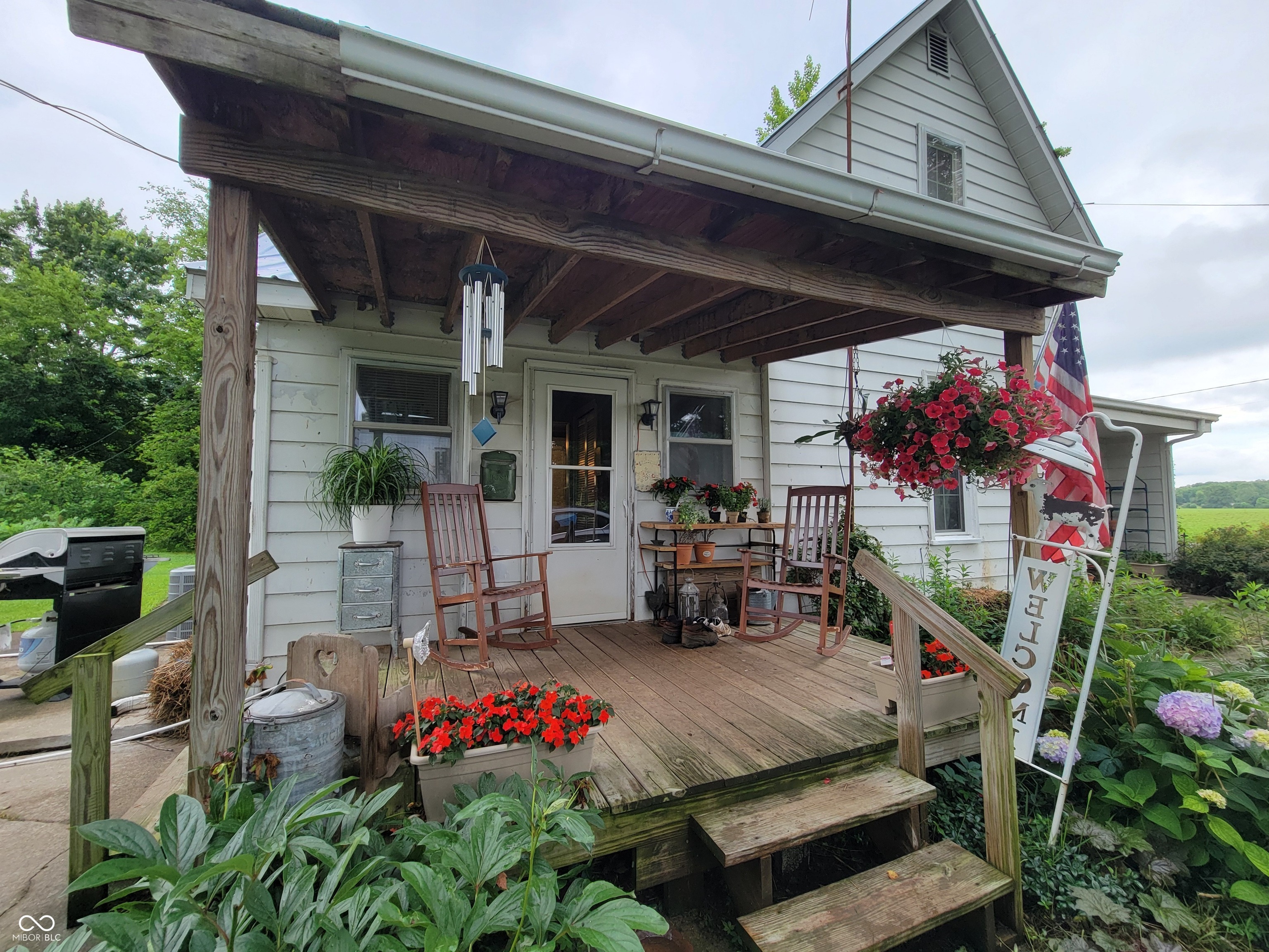 12098 N County Road 1200 E