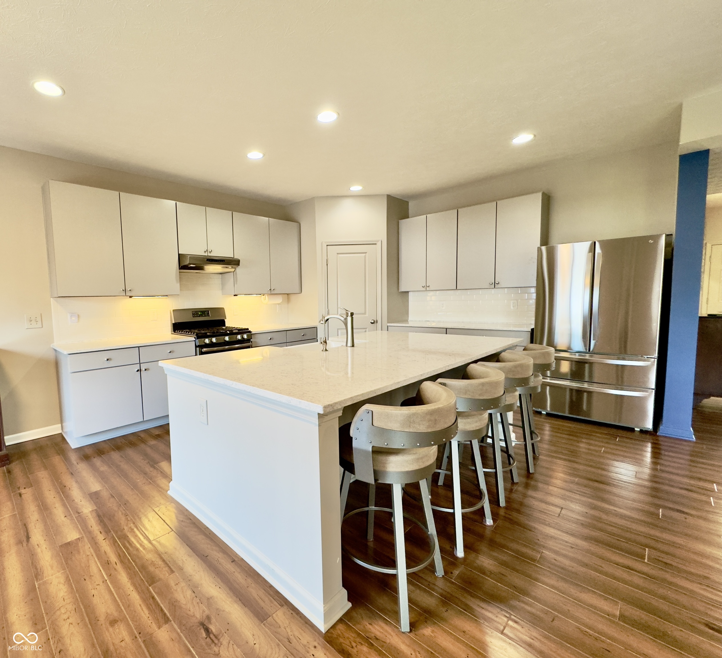 3890 Presidents Lane