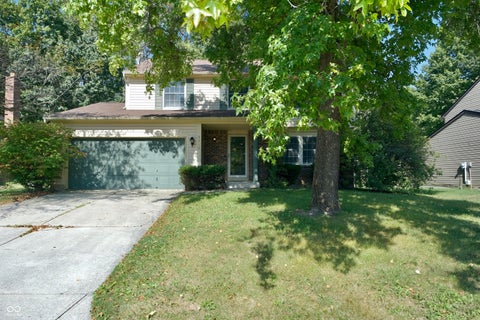 Photo of 3712 Oil Creek Drive, Indianapolis, IN 46268 (MLS # 22126882)
