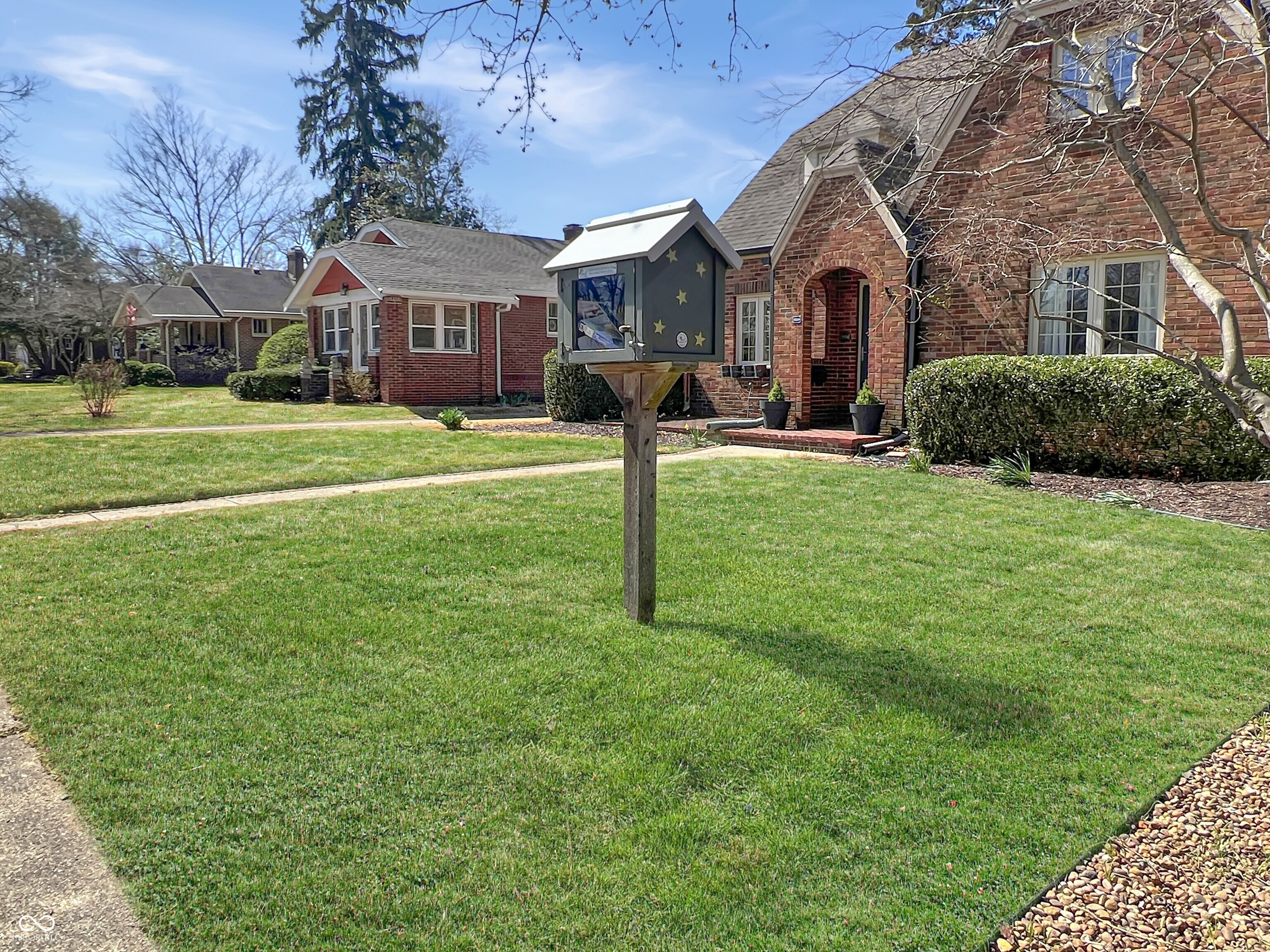 2020 Lafayette Avenue