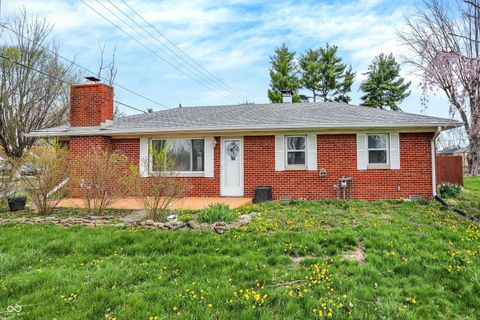 Photo of 639 Averitt Road, Greenwood, IN 46142 (MLS # 22092625)