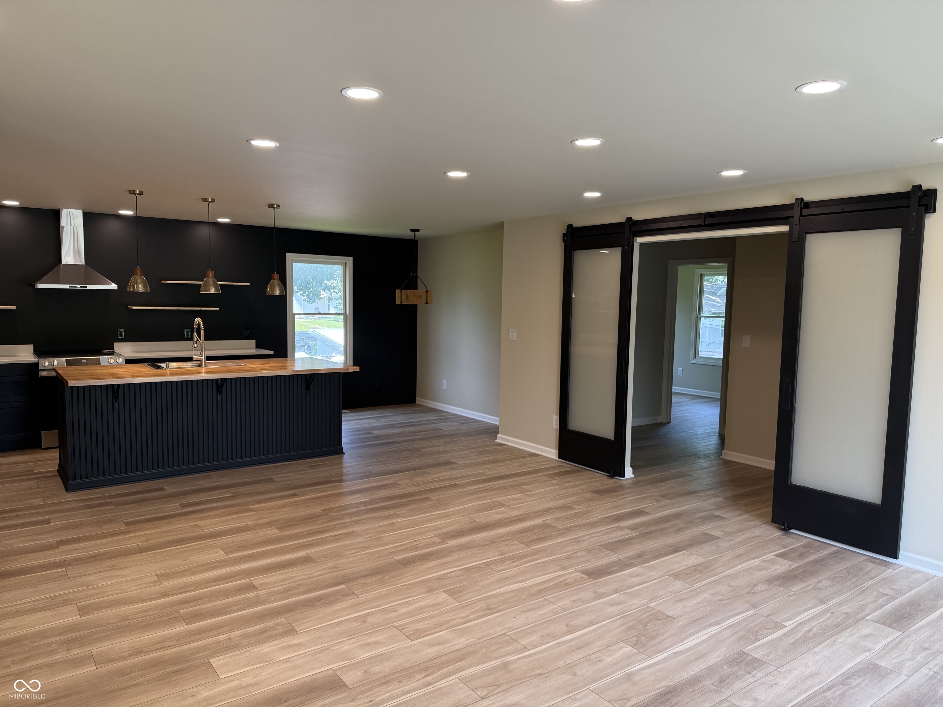 255 Riverwood Drive