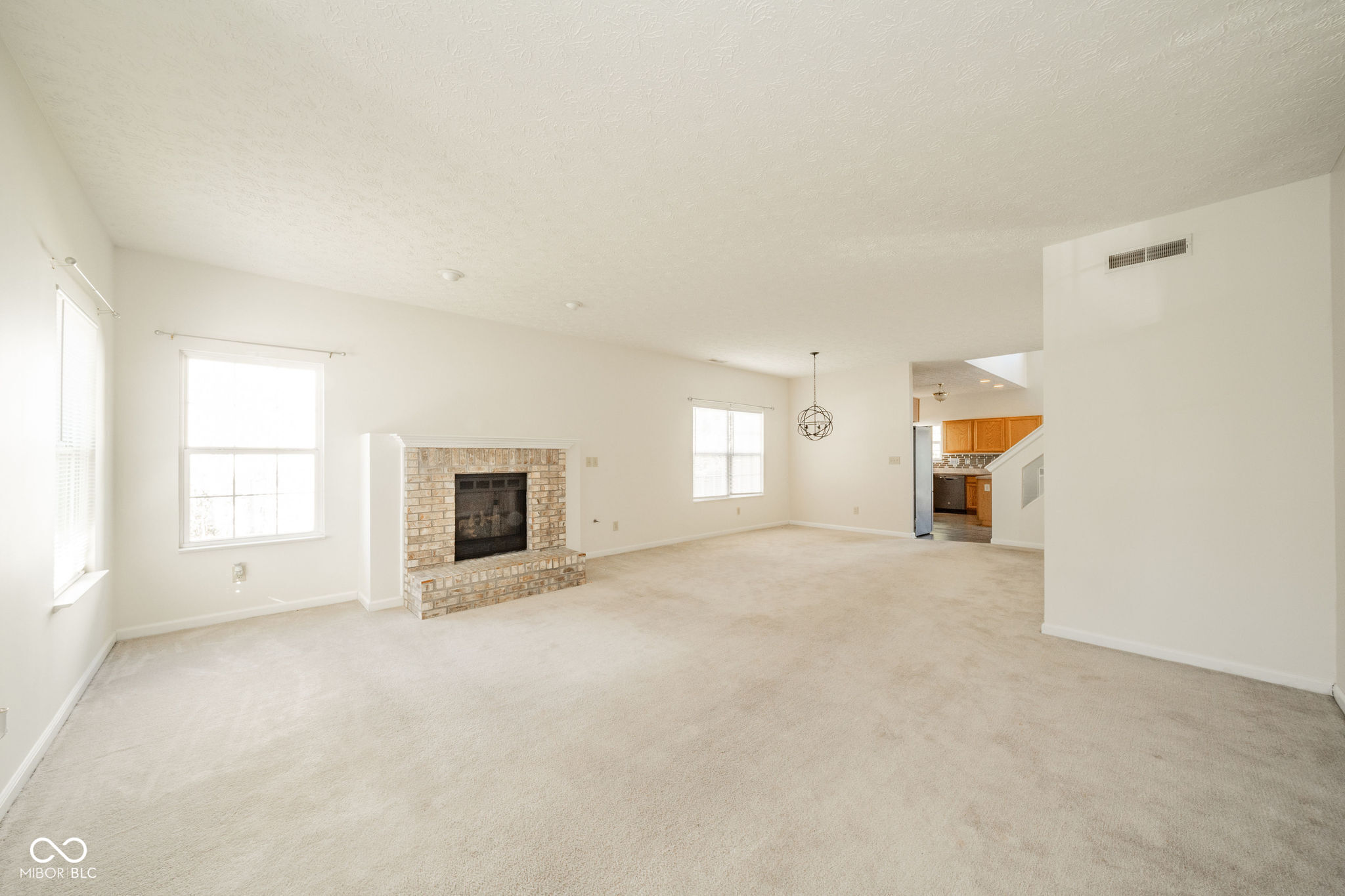 6730 Shanghai Circle