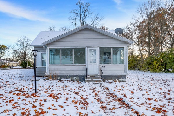 1311 E BUTLER ST, MUNCIE, IN 47303 - Image a0919df2f14427ed990fb374190bc7e0/3766028600