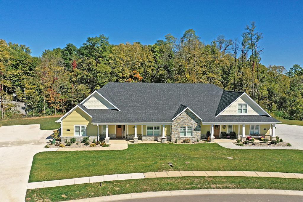 View Knightstown, IN 46148 condo