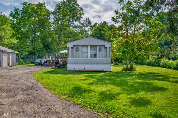 8520 E US HIGHWAY 50, BUTLERVILLE, IN 47223 - Image a0d1ec6b96f5d5d60276553860faf7ea/3145616190